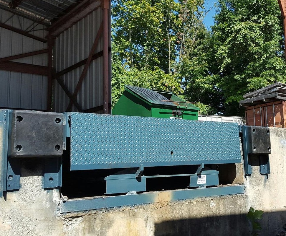 Loading Dock Plates (Dock Levelers) & Bumpers Repairs NJ & NYC